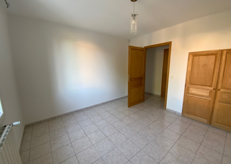 BOISSERON // Villa T5 en R+1 de 107,01m² avec jardin clôturé et garage, - Photo 5