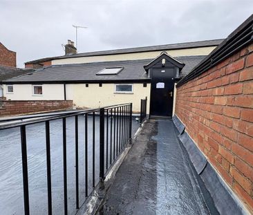 1 bedroom maisonette to rent - Photo 2