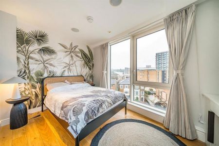 3 bedroom flat to rent - Photo 2