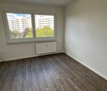 Für junge Leute - 3 Raum-Wohnung! - Photo 1