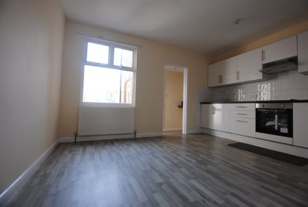 Knockhall Chase, Kent, London - Photo 5