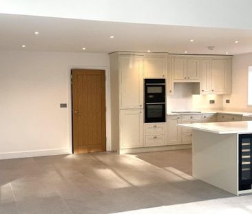 2 bedroom detached bungalow to rent - Photo 6