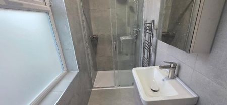 4 bedroom house to rent - Photo 3