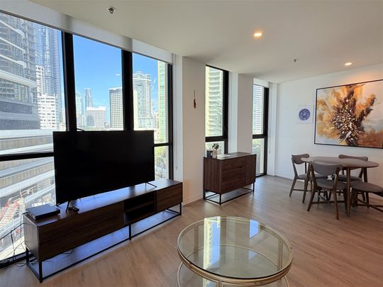 Fully Furnished 2-Bedroom Apartment with Resort-Style Facilities in Rhapsody Surfers Paradise - Photo 1
