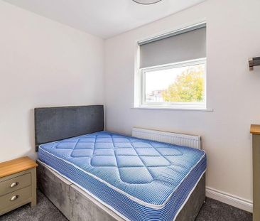 5 bedroom terraced house to rent - Photo 2