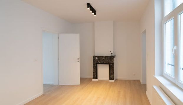 Appartement te huur - Photo 1