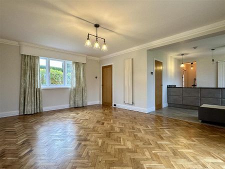 5 bedroom detached house to rent - Photo 2