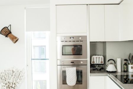 Chiswick High Road - Photo 5