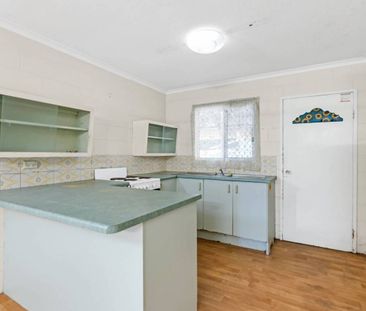 Ground Floor Two Bedroom Unit - Photo 2