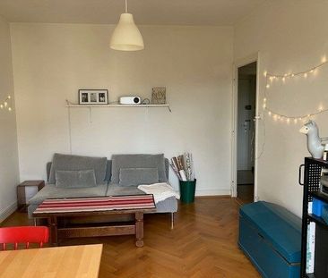 Appartement de 2.5 pièces au 4ème étage avec balcon - Foto 4