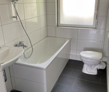 Moderne 3-Zimmer-Wohnung mit kleinem Balkon - Photo 1