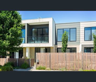 8 Damask Way, Mernda, Vic 3754 - Photo 2