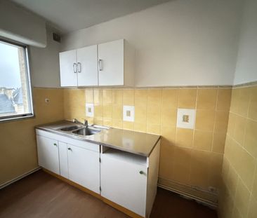 CAEN RIVE DROITE AGREABLE APPARTEMENT DE 1 PIECES DE 30M2 AVEC BALC... - Photo 1