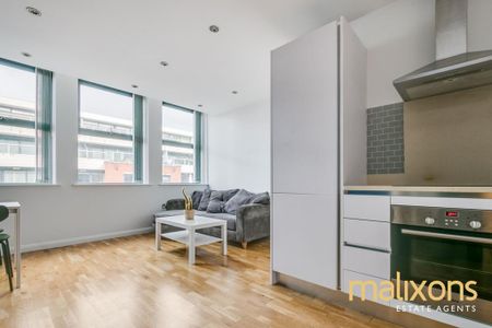 1 bedroom flat to rent - Photo 2