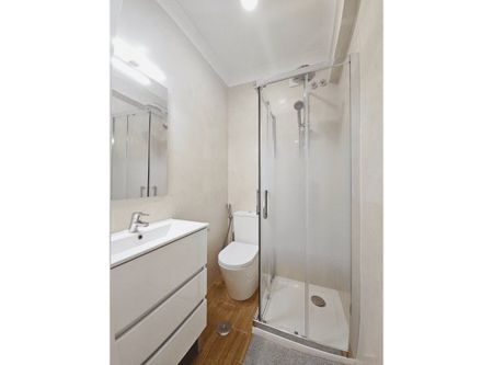 Praceta Gomercindo Carvalho, Almada, Setúbal Municipality 2805-155 - Photo 5