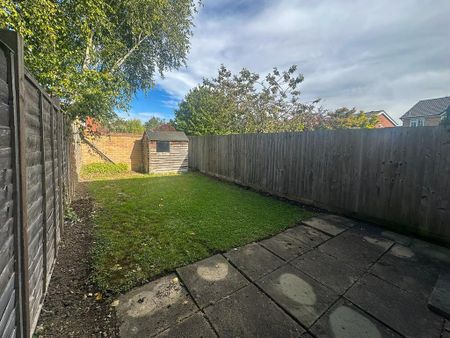 3 bedroom terraced house to rent - Photo 4