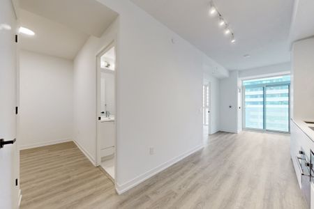 For Lease - 8 Interchange Way Unit# 3101, Vaughan, Ontario - Photo 2