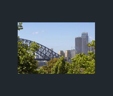 Architecturally Designed Four-Bedroom Terrace - Photo 3