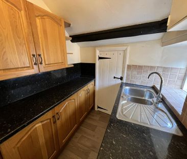 2 bedroom detached house to rent - Photo 3