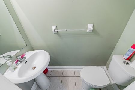 For Lease - 5930 Bassinger Place Unit# Upper, Mississauga, Ontario - Photo 4