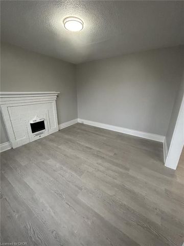 For Lease - 983 Main Street Unit# 6, Hamilton, Ontario - Photo 5