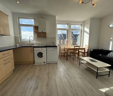 3 bedroom flat to rent - Photo 6