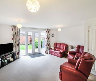 3 bedroom semi-detached house to rent - Photo 1