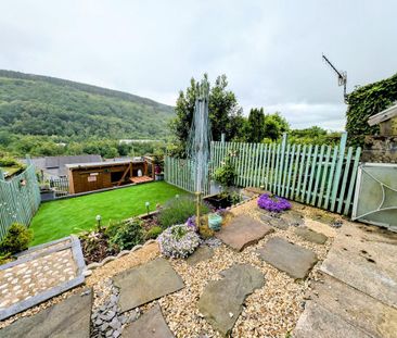 3 bedroom terraced house to rent - Photo 4