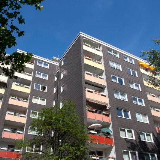 Wohnen mit Aussicht – Hochgelegene Wohnung mit Weitblick in Hohenlimburg - Photo 1