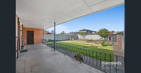 Charming 3-Bedroom Home in Thomastown - Photo 2