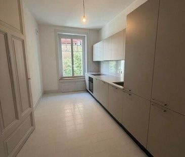 Magnifique 5 pièces avec moulures et cheminée décorative - Foto 5