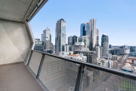 Stylish and Bright Two Bedroom Apartment! - Photo 3