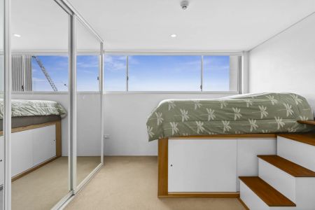 Ocean-view Beachside Bliss – Furnished & Utilities - Photo 2