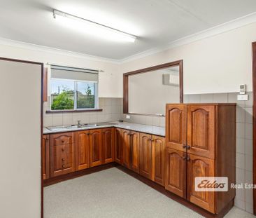 FAMILY HOME, MUST VIEW! - Photo 5