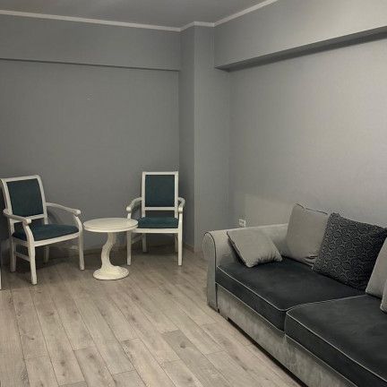 Apartament 3 camere modern cu loc de parcare - Fotografie 1