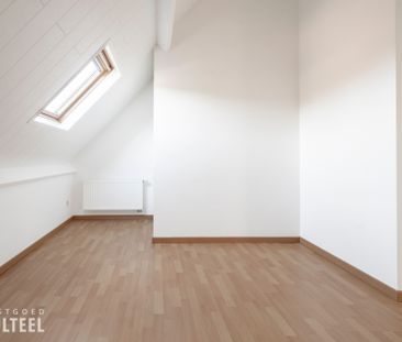 Ruim en lichtrijk duplex appartement in het centrum van Belsele! - Foto 6