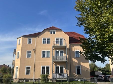 Helle 2-Zimmer-Wohnung mit Balkon, großer Küche und Tageslichtbad! - Foto 4