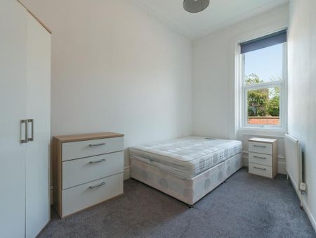 4 bedroom maisonette to rent - Photo 4