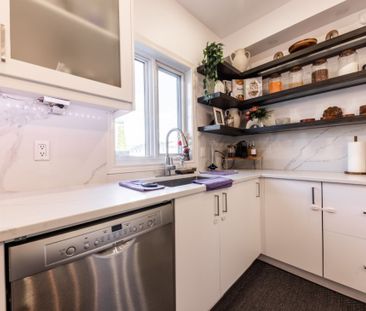 2045 100e Avenue, H7T 3C4, H7T 3C4, Laval - Photo 1