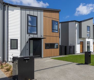 Wallaceville Living - Photo 1