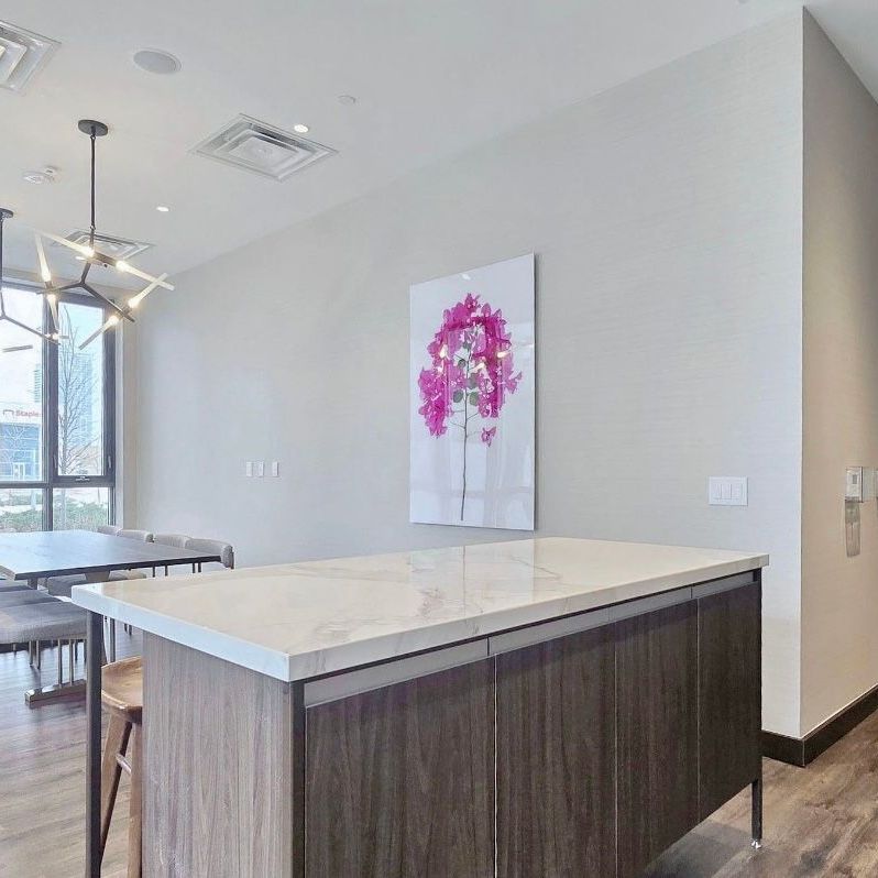 For Lease - 60 Honeycrisp Crescent Unit# 820, Vaughan, Ontario - Photo 1