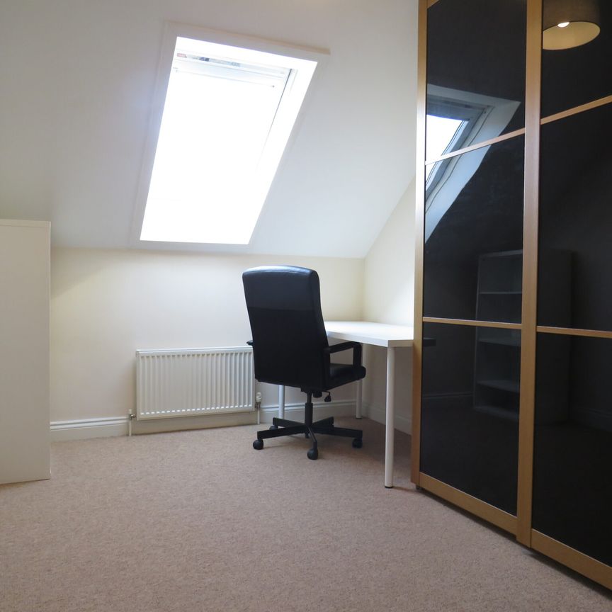 2 Bedroom - Photo 1