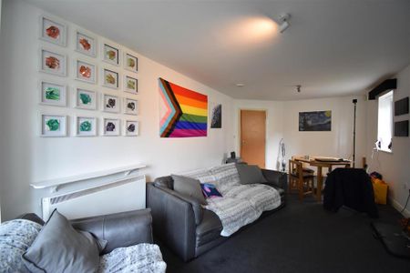 2 bedroom apartment to rent - Photo 2