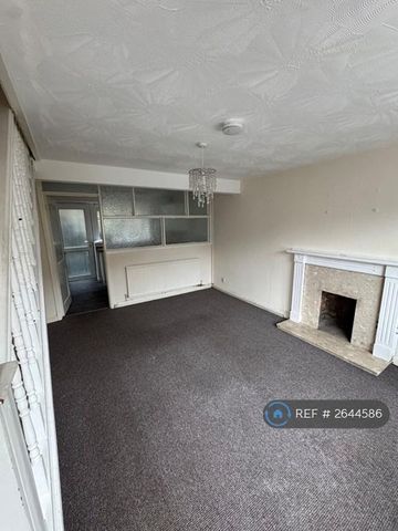 2 bedroom terraced house to rent - Photo 2