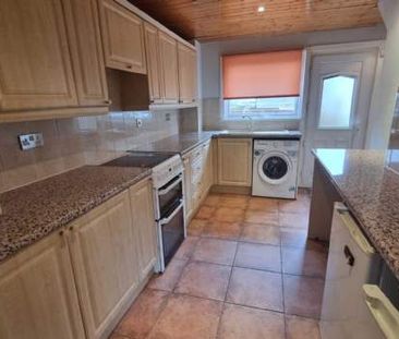 3 bedroom property to rent in Paisley - Photo 6