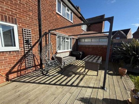 Riseway, Long Riston, Hull, HU11 - Photo 1