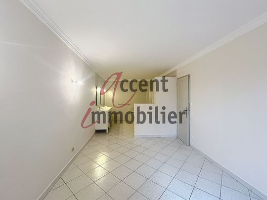 Maison Aureille avec vue sur les Alpilles 5 pièce(s) 134 m2, - Photo 1