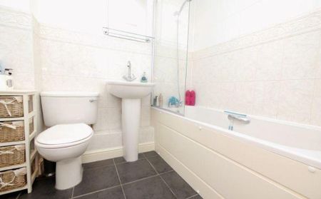 2 bedroom apartment to rent - Photo 5