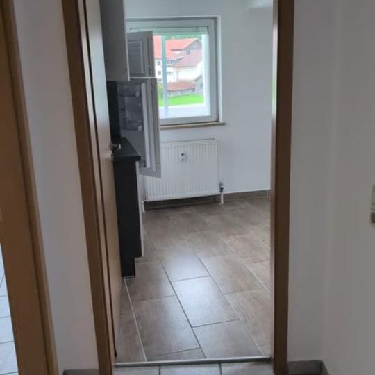 unsere moderne, schöne 3-Zi-Single-DG-Wohnung mit Balkon - Photo 1