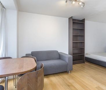 Studio to rent - Photo 2